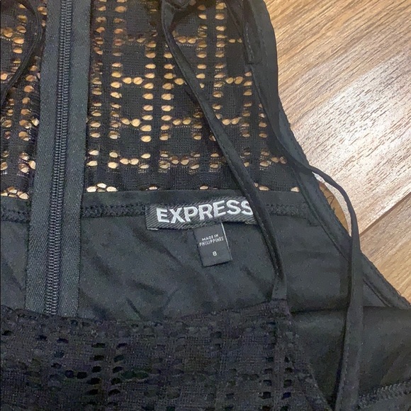Express Dress - Picture 9 of 11